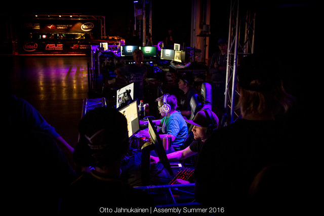 OttoJahnukainen_ASMS2016-27.jpg by Torstai