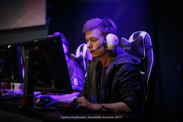 ASMS2017-SanttuPajukanta-0278.jpg by Lauantai