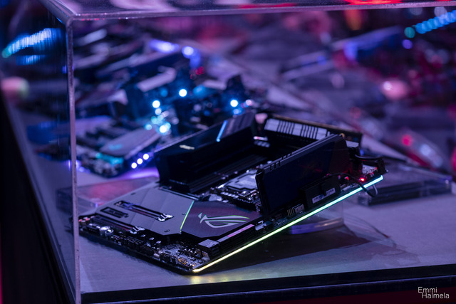 ASM-WINTER19-EmmiHalmela-DSCF1791.jpg by Perjantai