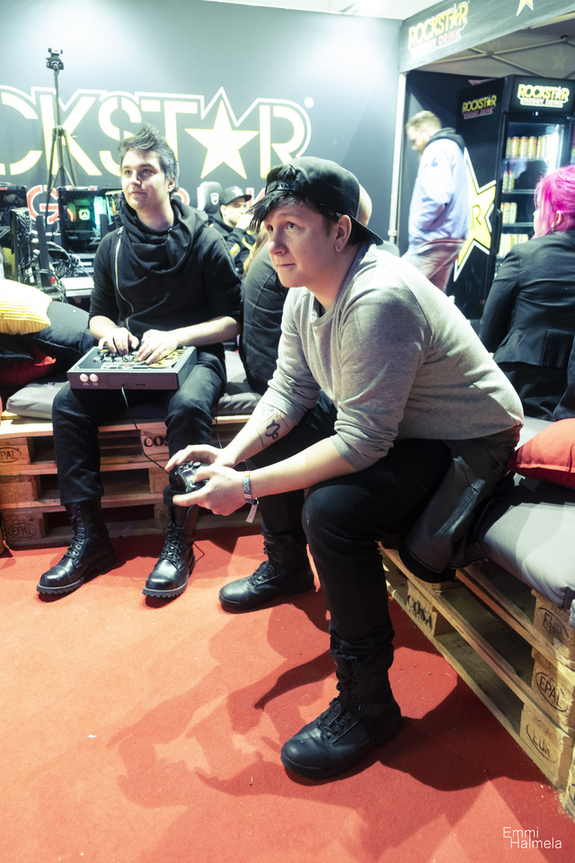 ASM-WINTER19-EmmiHalmela-DSCF2384.jpg by Lauantai